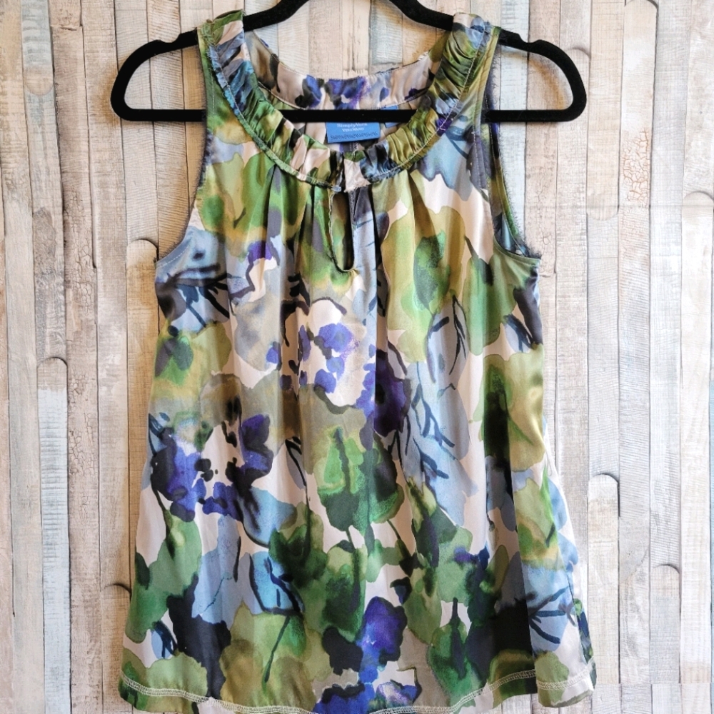 Simply Vera watercolor floral sleeveless blouse